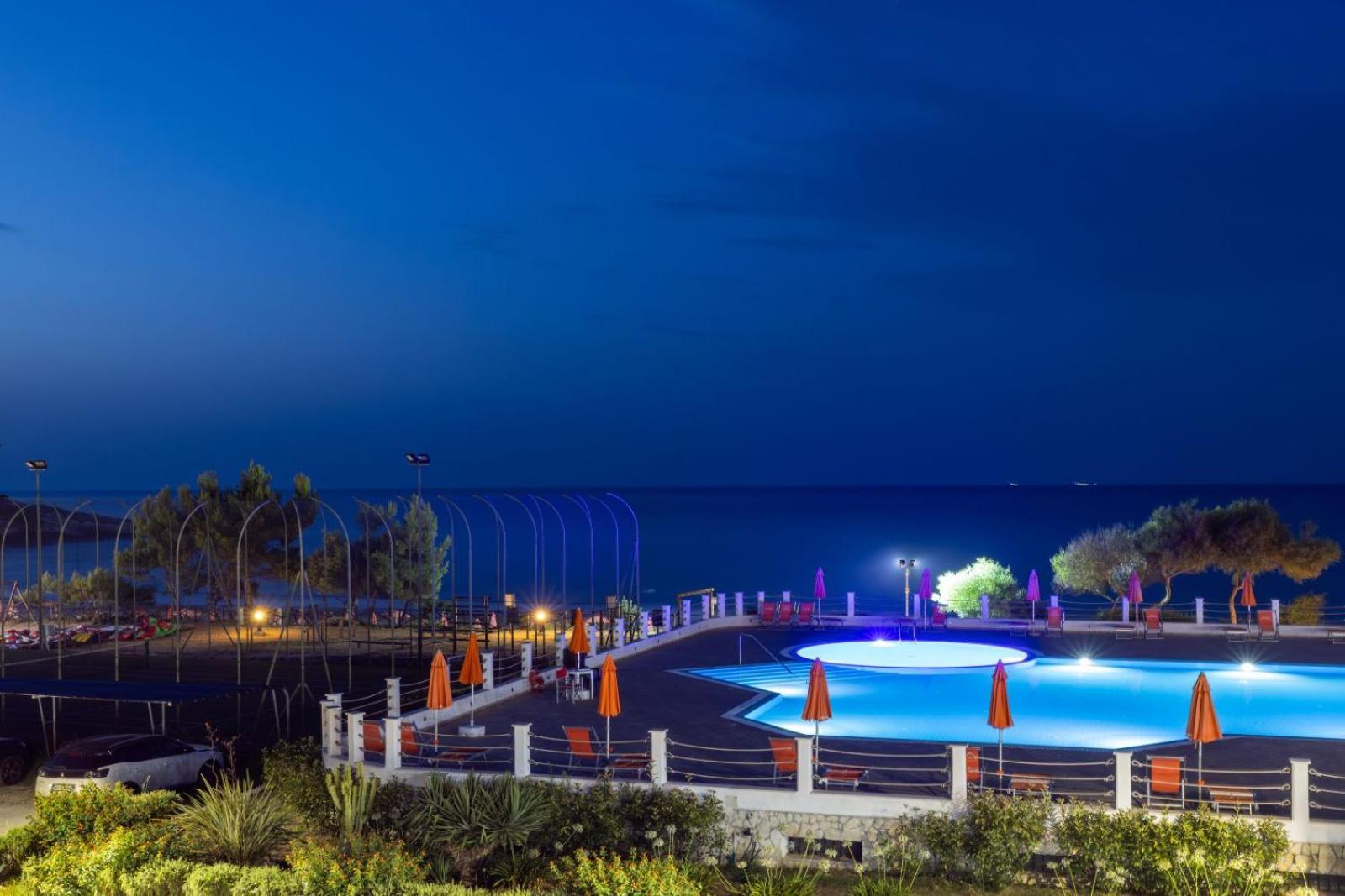 ויאסטה Crovatico Club Vacanze מראה חיצוני תמונה